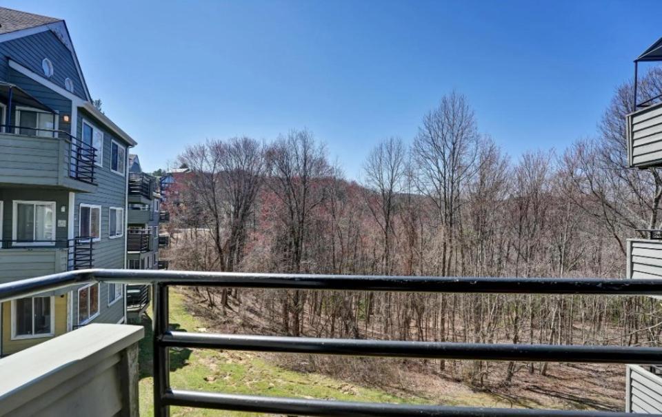 New- Lovely 2-Bdr2Bath Gatlinburg Condo With Resort Indoor Pool Hot Tub Wi-Fi, Great Location Exterior photo